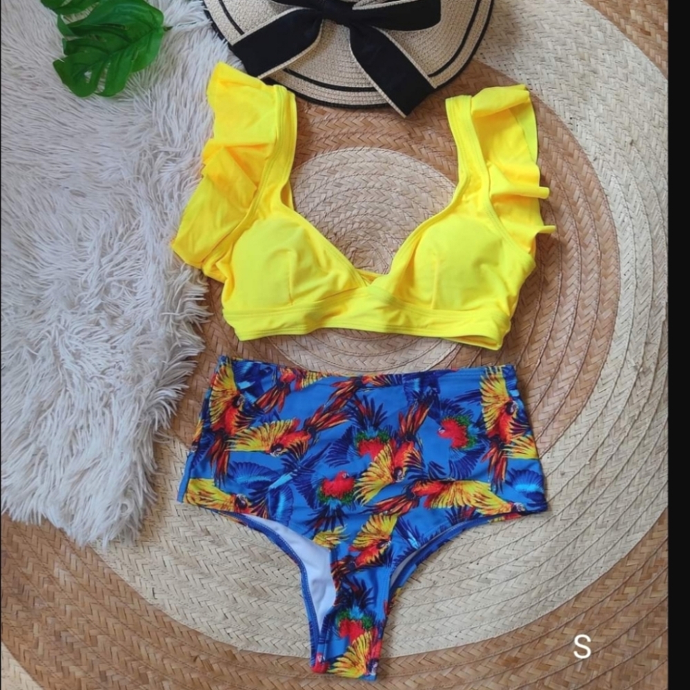 Vibrant Yellow and Blue Swim Set
